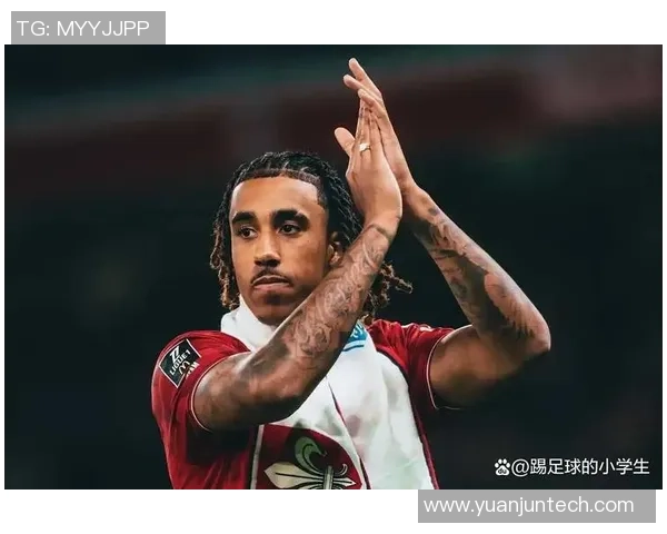 足球球星因开枪庆祝引发争议 运动员庆祝方式引发热议